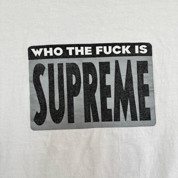 Supreme tee - Picture 2 of 4